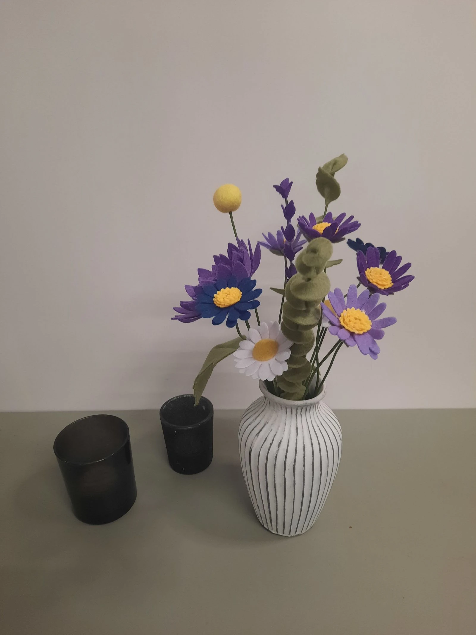 Handmade felt flowers lilac with matching little vase – photo 4